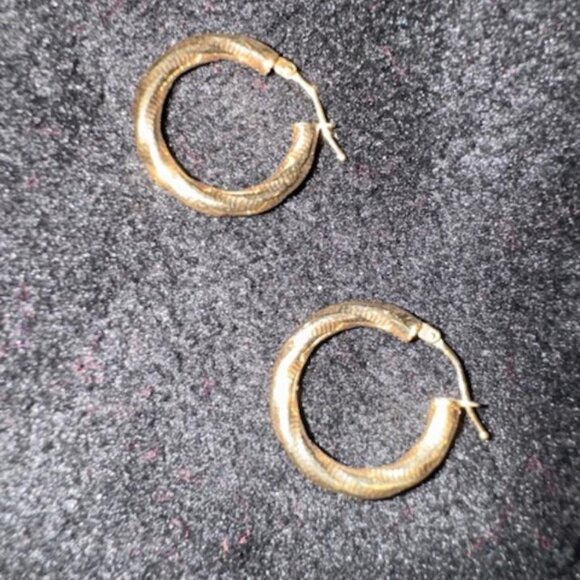 Oradina Goddess Hoops 14k Yellow Gold
